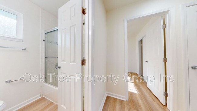 Building Photo - 620 G St