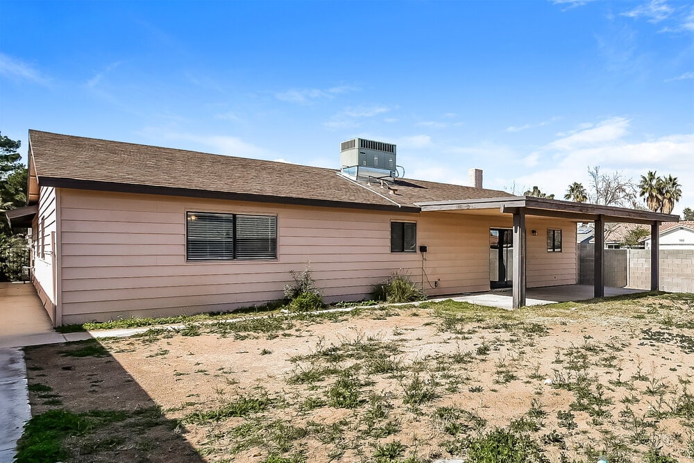 Building Photo - 3944 Grapefruit Cir