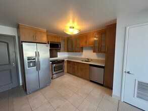 Building Photo - Pacifica Honolulu #3402