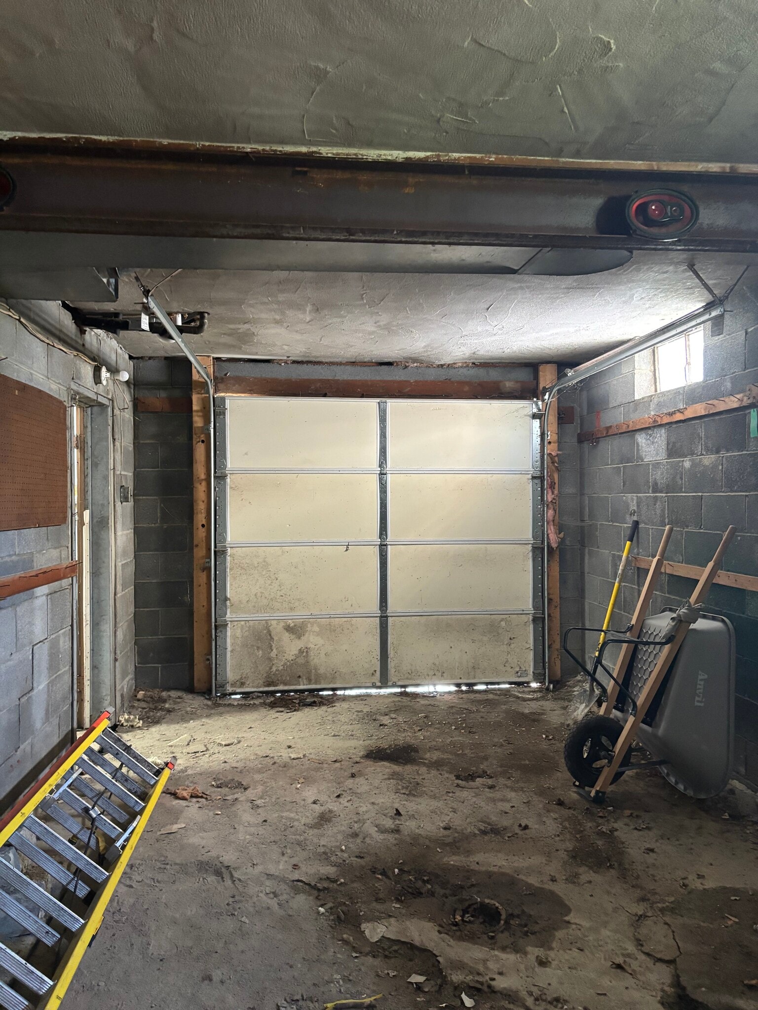 Building Photo - 58 Burr Ave