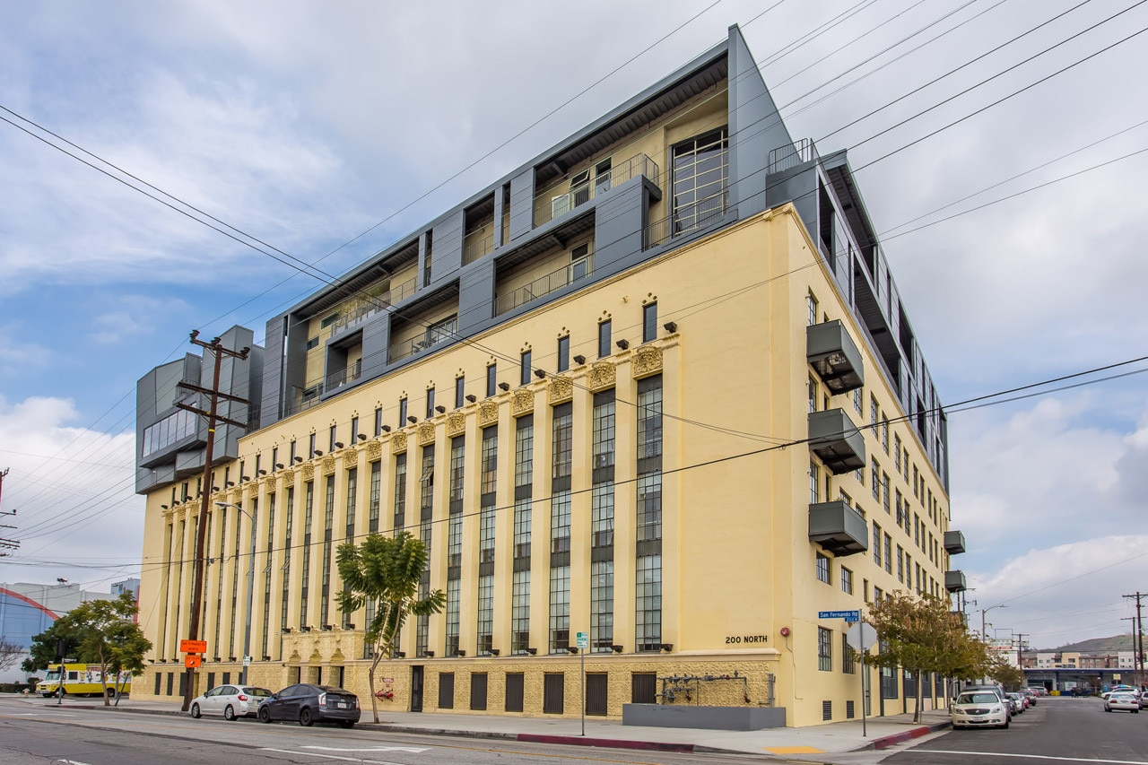 Alta Lofts - 200 N San Fernando Rd