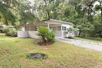 Building Photo - 2041 NW 12th Rd