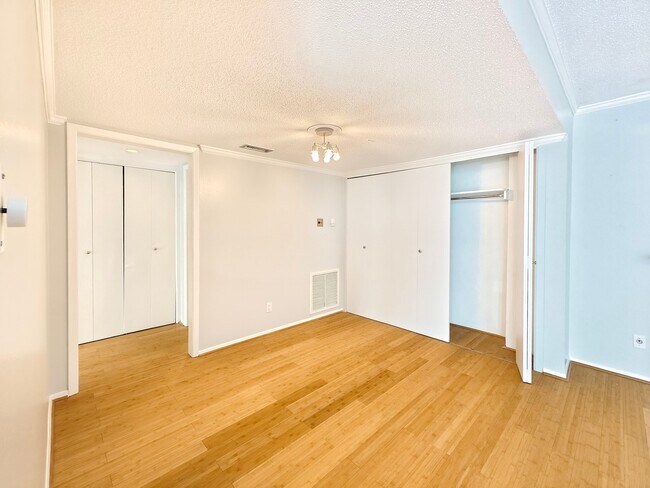 Building Photo - 3614 Montrose Blvd