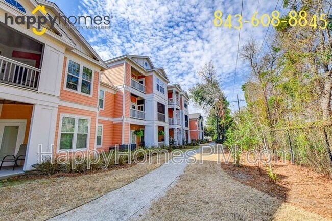 Building Photo - 2223 Chatelain Way