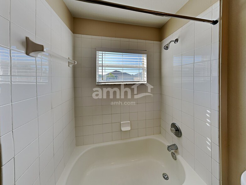 Building Photo - 12042 Butler Woods Cir