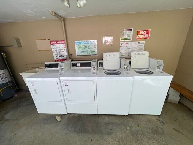 Building Photo - Furnished Upgraded Makiki Studio - ALL Utilities Included!!