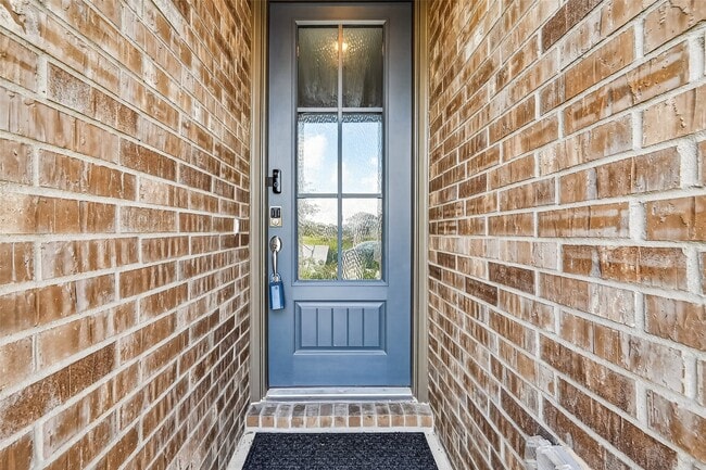 Building Photo - 9703 Arrigoni Creek Dr