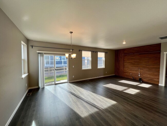 Building Photo - 6130 B Street Rd