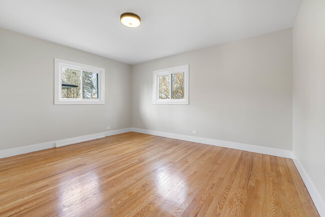 Building Photo - 5130 S Williams St