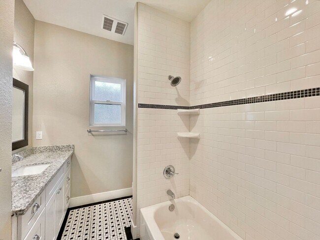 Building Photo - 1220 T St