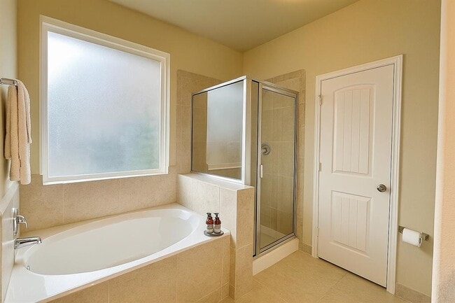 Building Photo - 3543 Paganini Pl