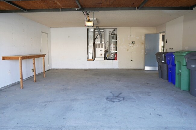 Building Photo - 68295 Risueno Rd