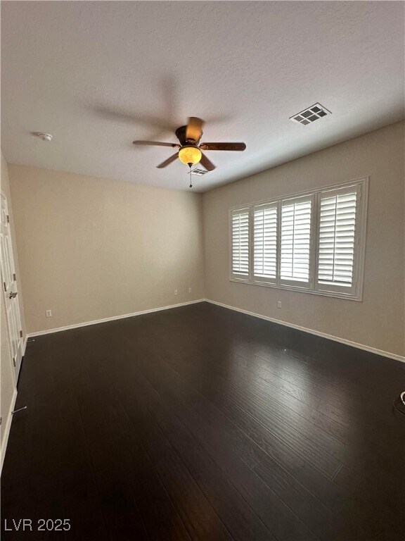 Building Photo - 6071 Saddle Horse Ave