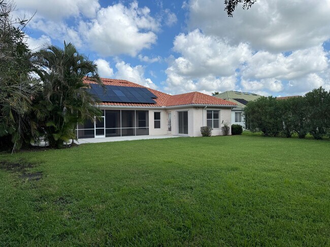 Building Photo - 4 Bedroom 3 Bath Single Family Home Laurel...