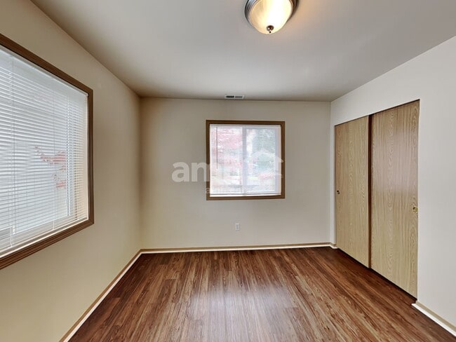 Building Photo - 30132 36th Pl S