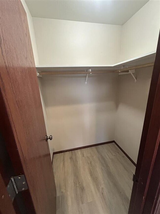 Building Photo - 330/332 Garfield St