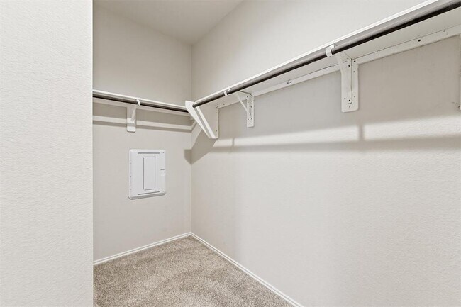 Building Photo - 21143 Waze Lewis Dr
