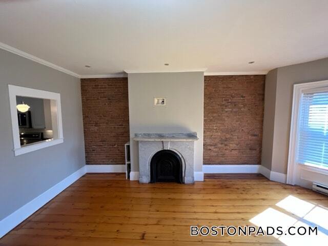 Building Photo - 127 Pembroke St