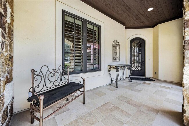 Building Photo - 4501 Spanish Oaks Club Blvd
