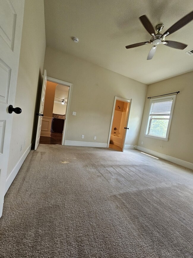 Building Photo - 416 Sunnybrook Ln