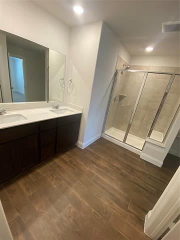 Building Photo - 4005 Waterford Dr