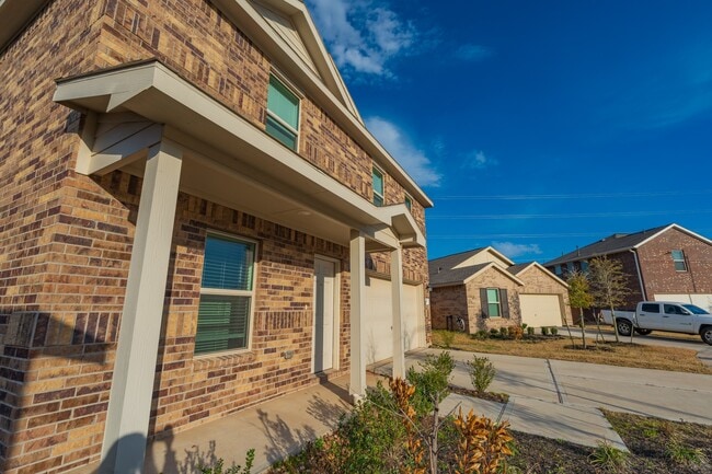 Building Photo - 27006 Breakaway Ln