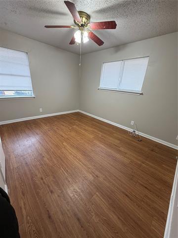 Building Photo - 521 Pershing Dr