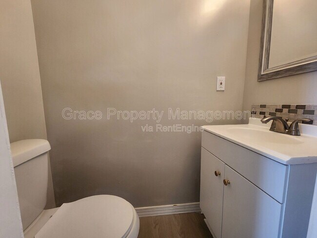 Building Photo - 2260 E 91st Ave