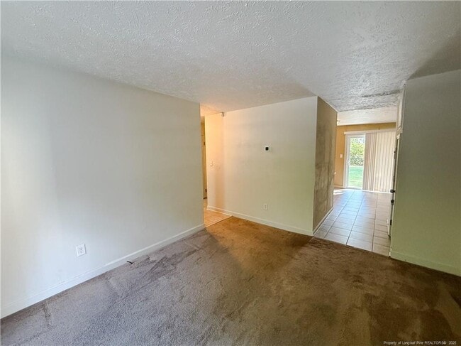 Building Photo - 2740 George Owen Rd