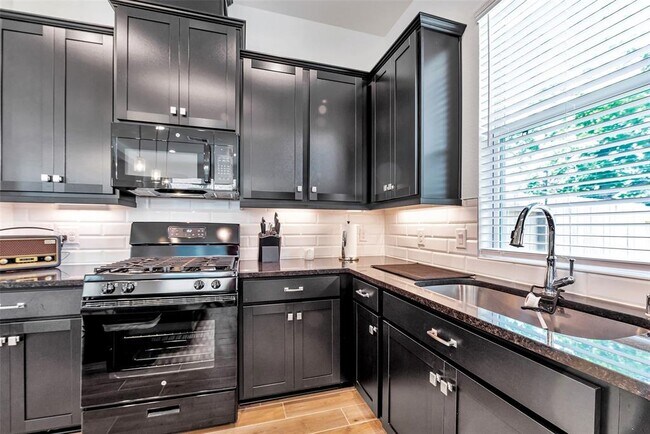 Building Photo - 343 E Coralburst Lp