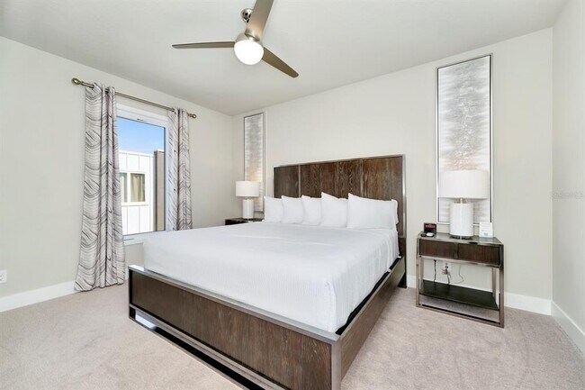Building Photo - 7740 Sandy Ridge Dr
