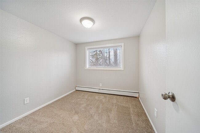 Building Photo - 12332 End St