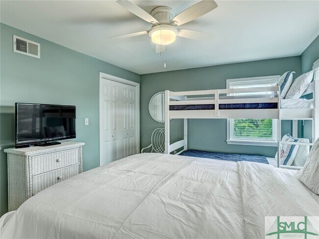 Building Photo - 7 Oceanview Ct