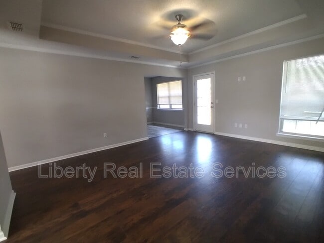Building Photo - 101 Wayfair Ln