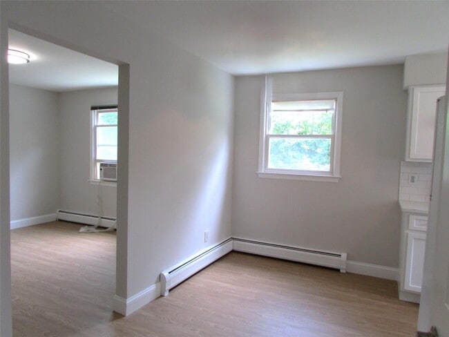 Building Photo - 74 B Demarest Ave
