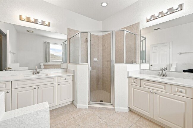 Building Photo - 3576 Maple Ridge Loop