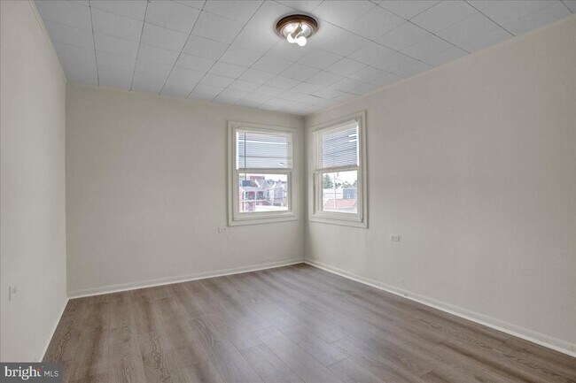 Building Photo - 448 Penn Ave