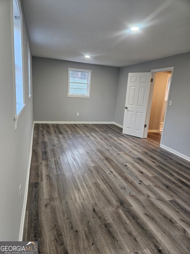 Building Photo - 4372 Kimball Rd SW