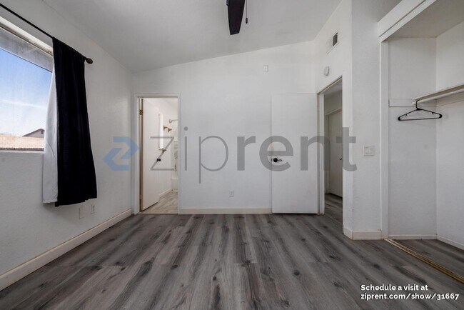 Building Photo - 1398 W Norwood St