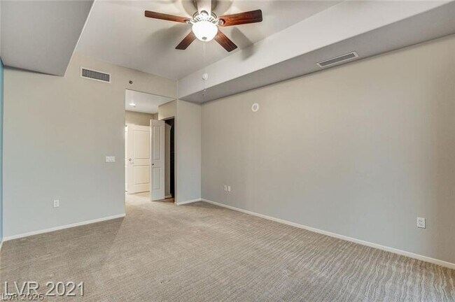 Building Photo - 8255 S Las Vegas Blvd