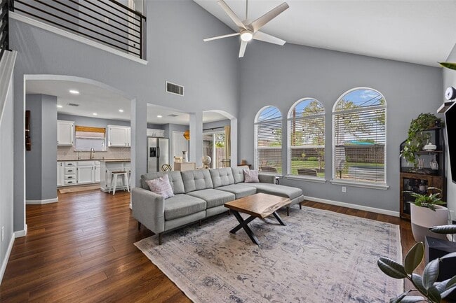 Building Photo - 408 Shep St