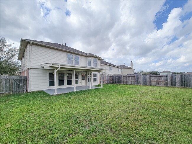 Building Photo - 6730 Wide Creek Dr