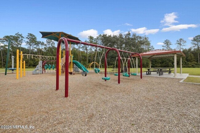 Building Photo - 794 Servia Dr