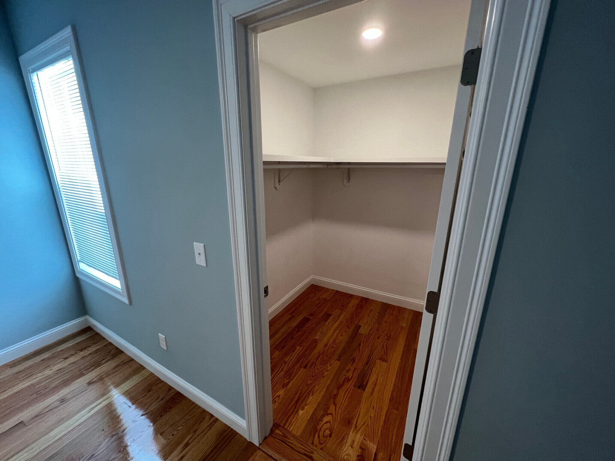 Building Photo - 29 Cameron Ave