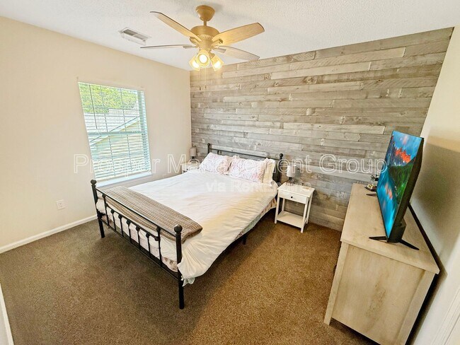 Building Photo - 578 Carters Grove Rd