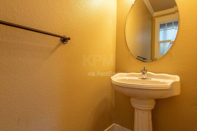 Building Photo - 2537 Plymouth Oaks Ct