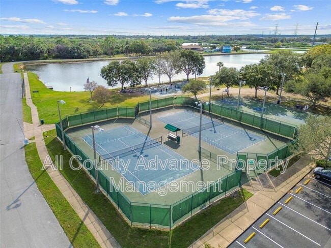 Building Photo - 311 Shore Dr E