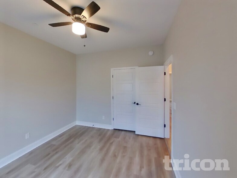 Building Photo - 1008 Azalea Ct