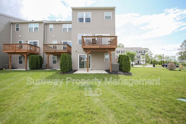 Building Photo - 185 Nathan Dr