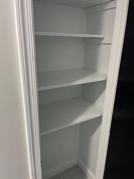 Building Photo - 8043 Chancellor Rd